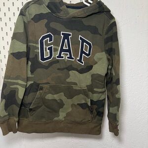 Gap Kids Size Small 6/7 Hoodie Camo Green Army Jumper Logo Pullover